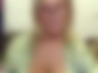 Live cam show with IlariaCetoi - Granny on sexytreat.net