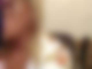 Live cam show with IlariaCetoi - Mature on camwithhim.com