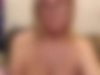 Live cam show with IlariaCetoi - Granny BBW on Camming Site