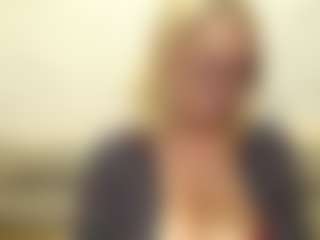 Live cam show with IlariaCetoi - Granny Big Tits on mypornchat.com