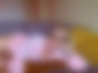 Live cam show with MissMotivated - Bdsm MILF on Uber Horny