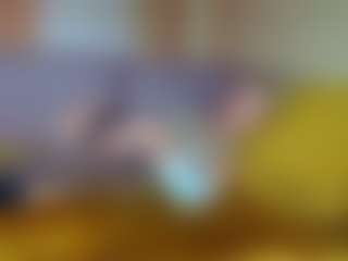 Live cam show with MissMotivated - Thin on livesexfox.com