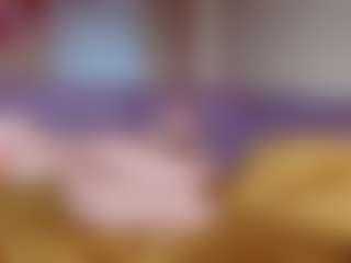 Live cam show with MissMotivated - Thin on TeamSkeetLive