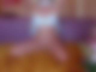Live cam show with MissMotivated - Kitchen on Camming Site
