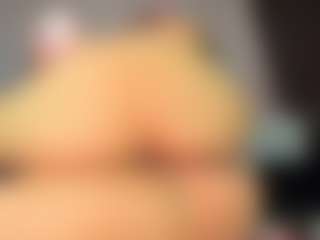 Halana_squirts's Live Sex Cam Show