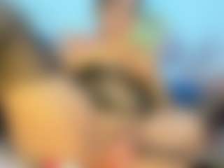 Halana_squirts's Live Sex Cam Show