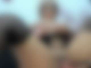 Halana_squirts's Live Sex Cam Show