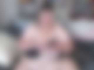 Cougar-BBW MILF webcam performer live streaming