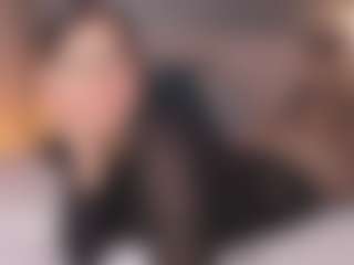 Live cam show with ah-mara - Granny Brown Hair on Chatstar