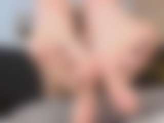 Live cam show with ah-mara - Hairy Pussy Teen (18+) on Camsoda