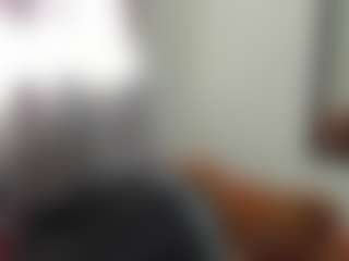 Venus Vega MILF webcam performer live streaming