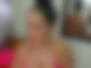 Live cam show with Venus Vega - Facial Piercings on xfollow cams