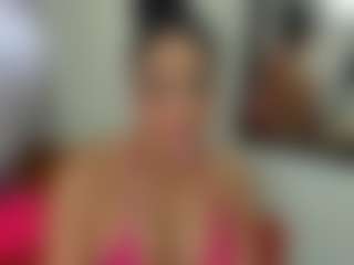Live cam show with Venus Vega - Shaved Pussy MILF on ObeyMaria