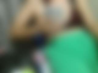 Gomezdanis01's Live Sex Cam Show