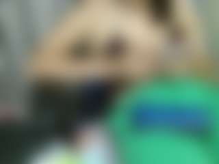 Gomezdanis01's Live Sex Cam Show