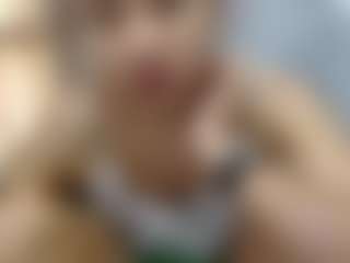 Gomezdanis01's Live Sex Cam Show