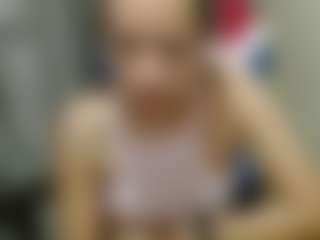 Live cam show with Gomezdanis01 - Small Ass on SinfulBabes