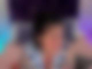 Live cam show with Gin - Messy on Soda Cam