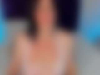 Live cam show with Gin - Pegging on Camsoda