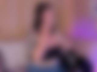 Live cam show with Gin - Twitter on Camsoda