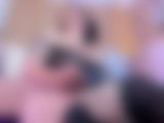 Live cam show with Gin - Pegging on TeamSkeetLive