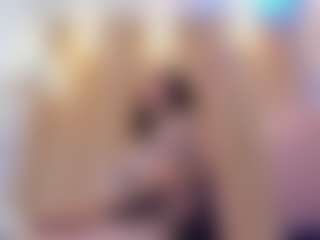 Live cam show with Gin - Pegging on Camsoda