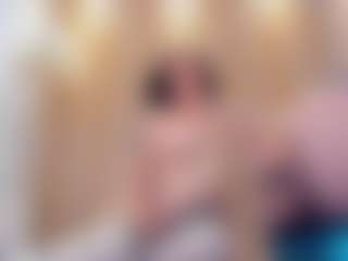 Live cam show with Gin - Wild on Camsoda