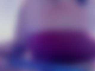 Live cam show with Gin - Twitter on madthumbs