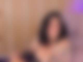 Live cam show with Gin - Wild on Camming Site