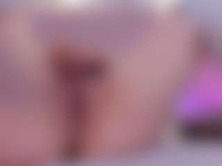 Live cam show with Gin - Pegging on Camsoda