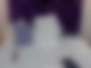 Live cam show with Gin - Wild on livesuperchat.net