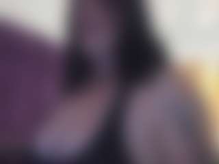 Live cam show with Gin - Pegging on Camsoda