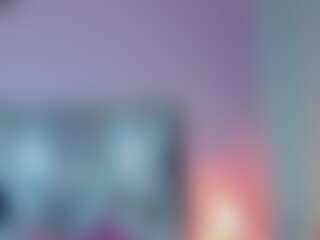 amber-blackK's Live Sex Cam Show