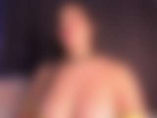 EMMA FERNANDEZ's Live Sex Cam Show