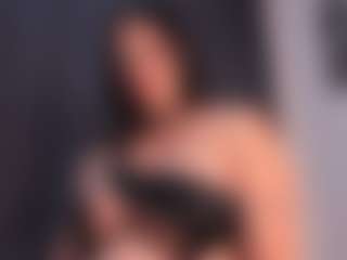 EMMA FERNANDEZ's Live Sex Cam Show