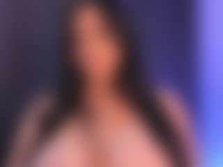 EMMA FERNANDEZ's Live Sex Cam Show