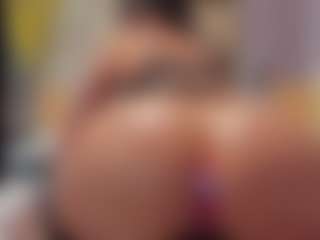 Live cam show with MyraPAWG - Atm on Free Soda