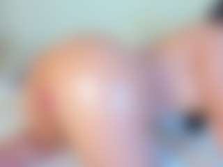 Live cam show with Karla Hudsson - Double Penetration on Gym Cam Girls