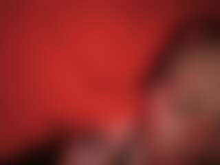 Live cam show with Green Queen 420 - Irish on thefappeningchat.com