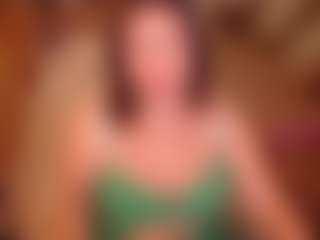 Live cam show with LauraRuth - Mature on CamwithHer