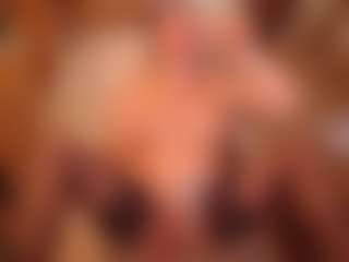 Live cam show with LauraRuth - Hairy Pussy MILF on Camsoda