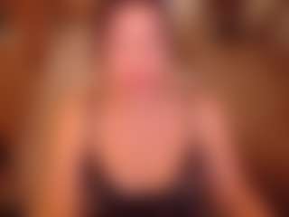 Live cam show with LauraRuth - Hairy Pussy Lovense on Camsoda