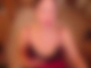 Live cam show with LauraRuth - Bikini on Camsoda