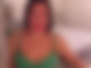 Live cam show with LauraRuth - Petite MILF on SinfulBabes