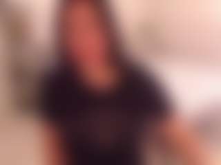 Live cam show with LauraRuth - Natural on Mixed Magazine Live