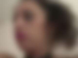 ArabianBaddie420's Live Sex Cam Show
