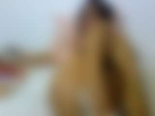 Live cam show with Genuine Woman - Mature MILF on Streamer API