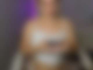 Live cam show with SUPAFREAK - Pornstar Shaved Pussy on sexylive.show