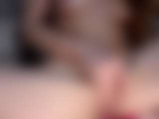 Live cam show with JenniferSquirts - Blonde Hair Middle Aged on Chatstar