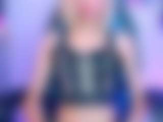Live cam show with SussanQueen - Camel Toe on Camsoda